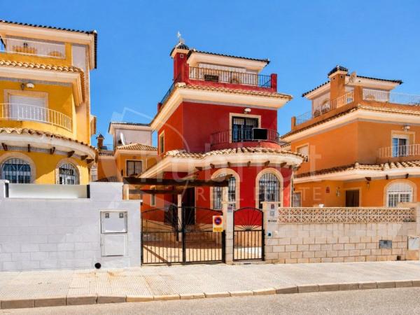 Casa o chalet independiente en Calle Almendro, 15, Los Montesinos photo 1