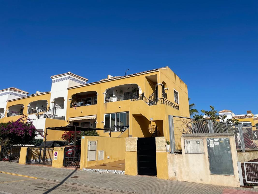 Propiedades en venta y alquiler en España photo 1