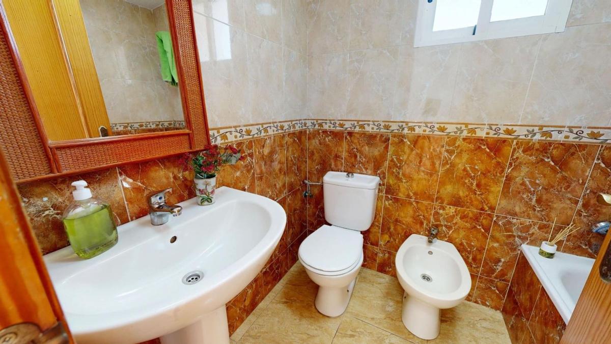 Sale of apartment in Piso en Calle la Paz, Los Montesinos, Los Montesinos
photo 5
