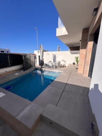 Chalet pareado en Calle Agustin Martinez, Los Montesinos photo 3