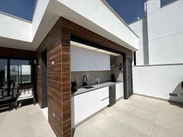 Chalet adosado en Desamparados-Hurchillo-Torremendo, Orihuela thumbnail 2