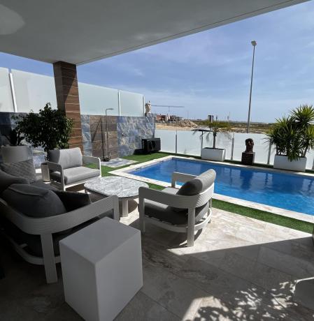 Chalet adosado en Desamparados-Hurchillo-Torremendo, Orihuela photo 4