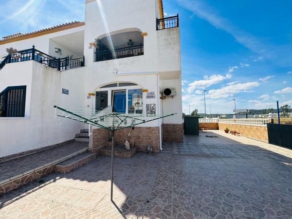Venta de piso en Piso en Calle Manzano, Desamparados-Hurchillo-Torremendo, Orihuela, Orihuela
 photo 2