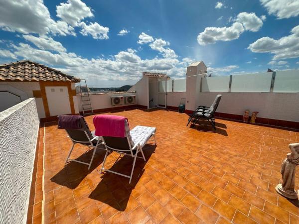 Venta de piso en Piso en Desamparados-Hurchillo-Torremendo, Orihuela, Orihuela
 photo 1