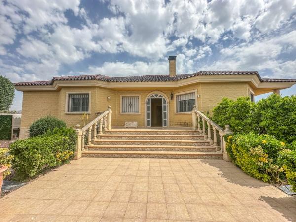 Casa o chalet independiente en Senda Alta, Desamparados-Hurchillo-Torremendo, Orihuela photo 1