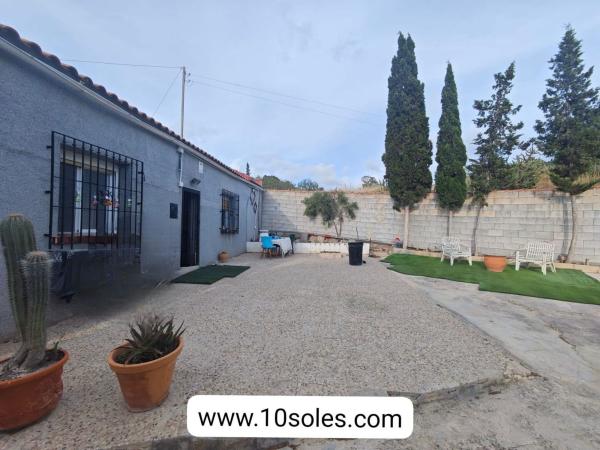 Chalet adosado en Desamparados-Hurchillo-Torremendo, Orihuela photo 1