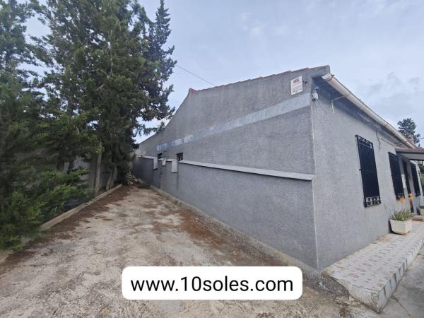 Chalet adosado en Desamparados-Hurchillo-Torremendo, Orihuela thumbnail 1