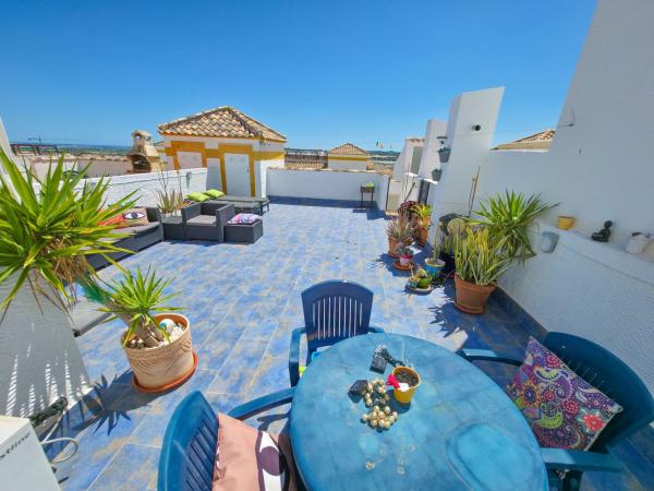 Venta de piso en Piso en Calle Melocotonero, Desamparados-Hurchillo-Torremendo, Orihuela, Orihuela
 photo 1