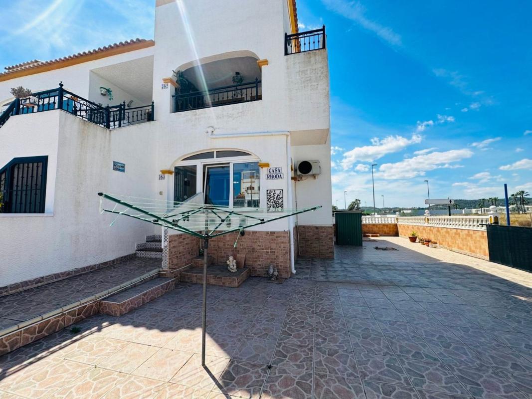 Sale of apartment in Piso en Desamparados-Hurchillo-Torremendo, Orihuela, Orihuela
 photo 2