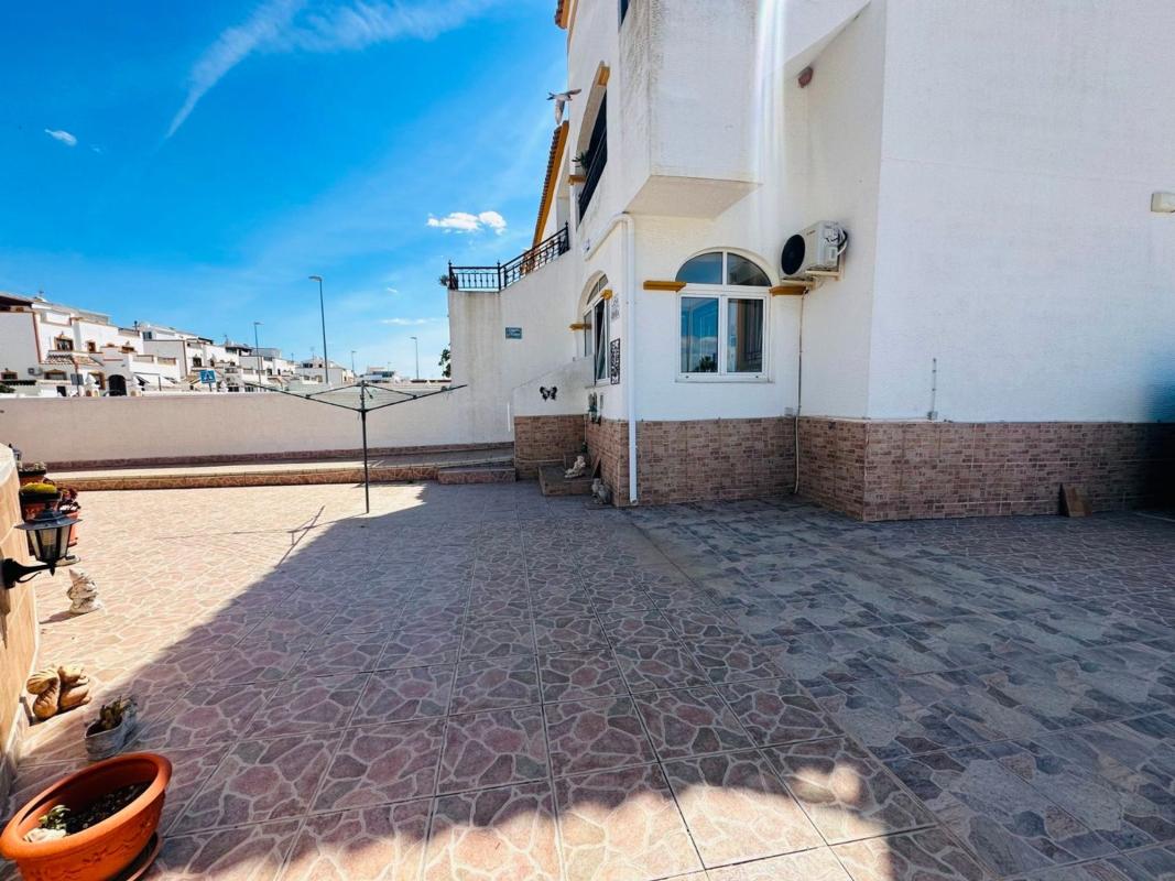 Sale of apartment in Piso en Desamparados-Hurchillo-Torremendo, Orihuela, Orihuela
 photo 5