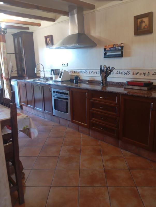 Propiedades en venta y alquiler en España photo 2