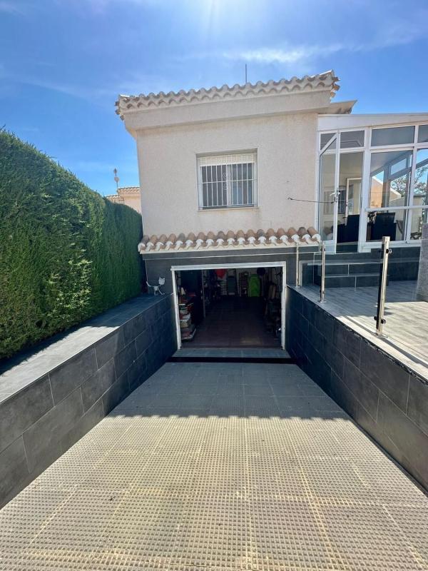 Propiedades en venta y alquiler en España photo 3