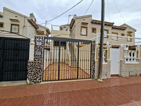 Casa o chalet independiente en Alto Polígono Puente, 4, Montepinar-La Aparecida-Raiguero, Orihuela photo 4