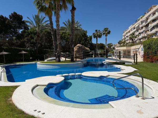Venta de piso en Piso en Avenida Pintor Fernando Soria, Alicante Golf, Alicante / Alacant, Alicante / Alacant
thumbnail 1