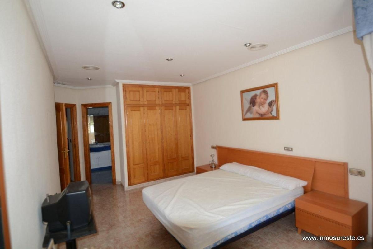 Propiedades en venta y alquiler en España photo 5