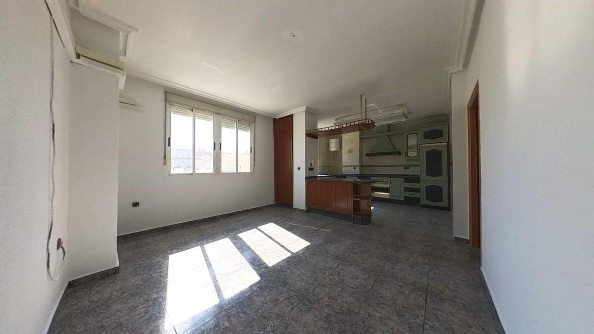 Sale of apartment in Piso en Calle Pintor Agrasot, 22, Orihuela Ciudad, Orihuela, Orihuela
photo 2