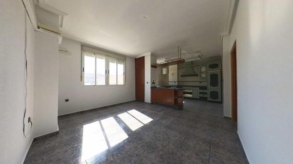 Venta de piso en Piso en Calle Pintor Agrasot, 22, Orihuela Ciudad, Orihuela, Orihuela
 photo 2