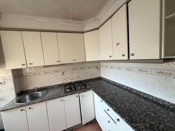 Sale of flat in Piso en Plaza de Oran, Colonia Requena - Virgen del Carmen, Alicante / Alacant, Alicante
 photo 2
