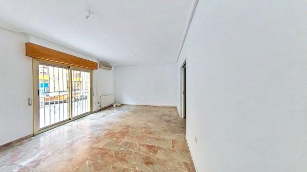 Chalet adosado en Orihuela Ciudad, Orihuela photo 1