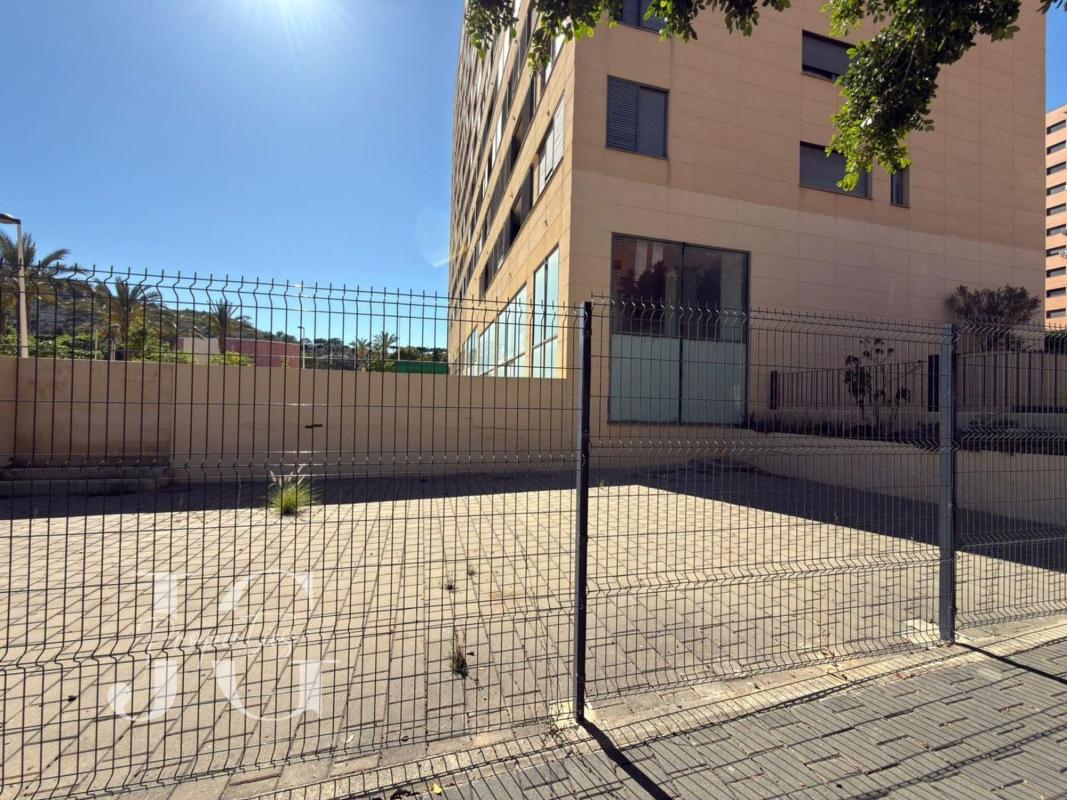 Propiedades en venta y alquiler en España photo 2
