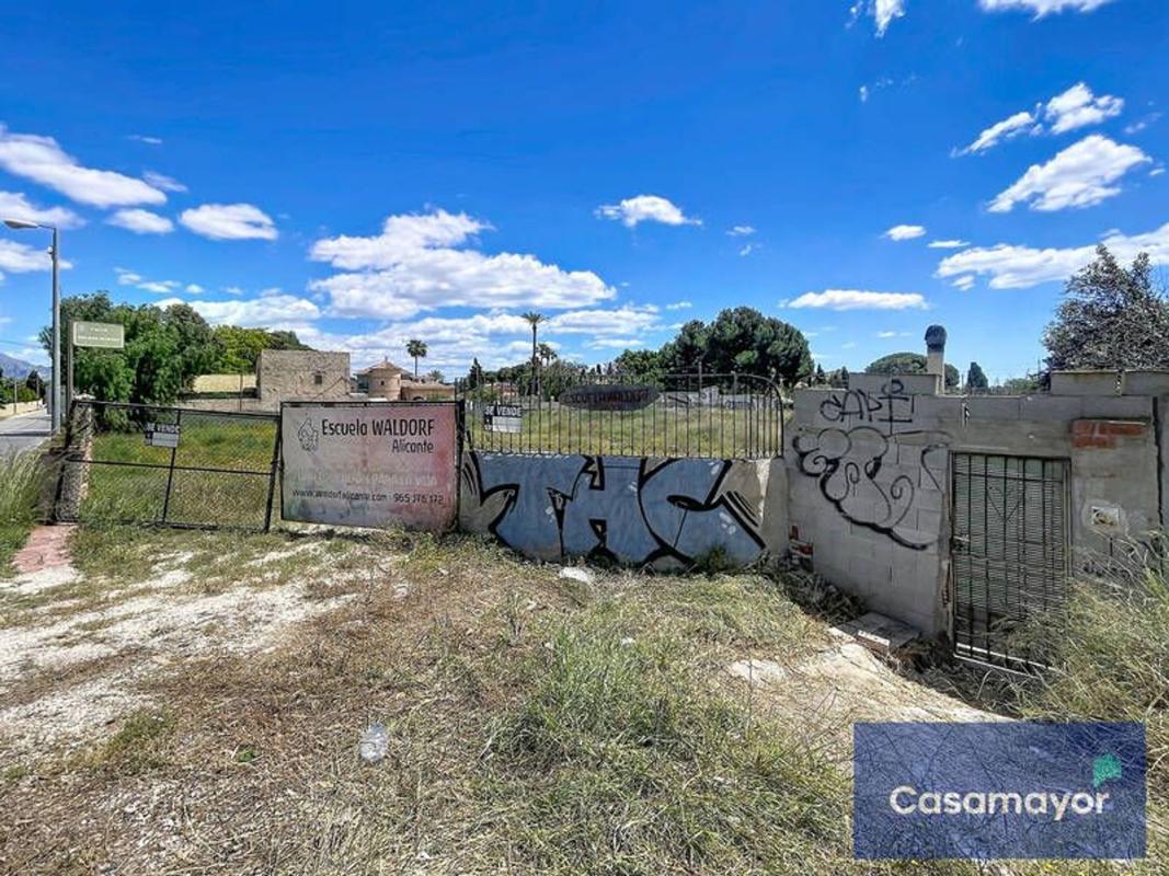 Terreno en venta en Alicante / Alacant, Alicante photo 2