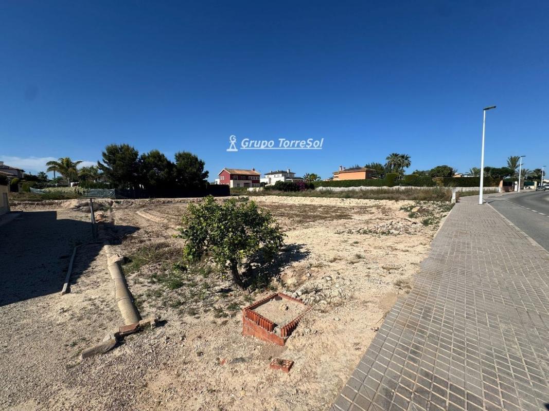 Terreno en venta en Elche / Elx, Alicante photo 5