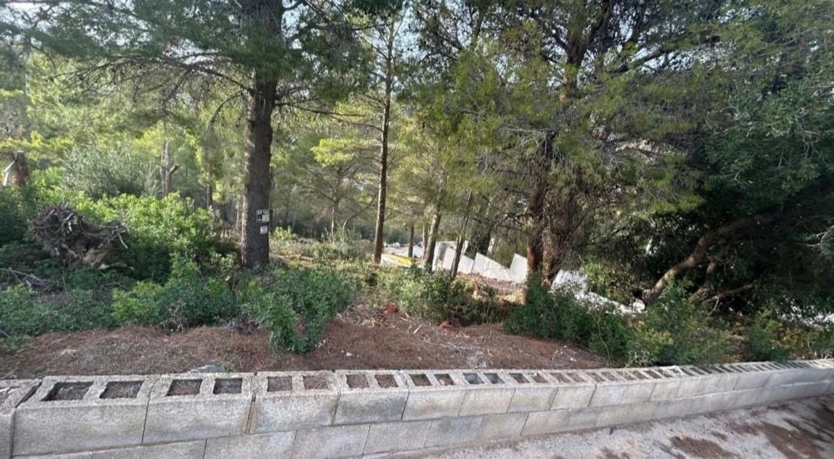 Terreno en venta en Altea, Alicante photo 1