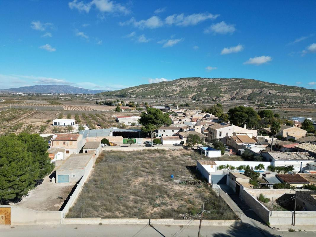 Terreno en venta en Pinoso, Alicante photo 3