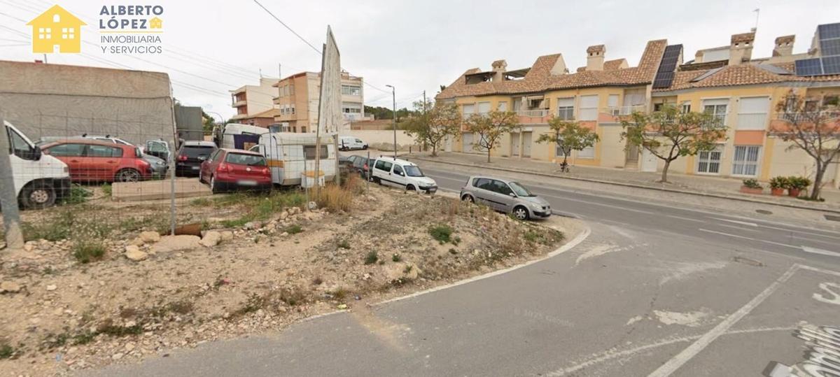 Terreno en venta en Alicante / Alacant, Alicante photo 2