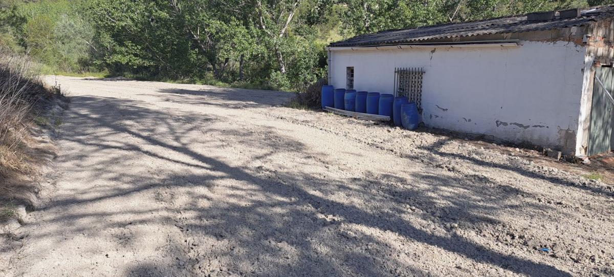 Terreno en venta en Cocentaina, Alicante photo 2
