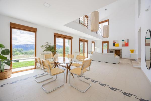 Promoción Chalets de diseño en Lozoyuela obra nueva en Lozoyuela-Navas-Sieteiglesias thumbnail 1