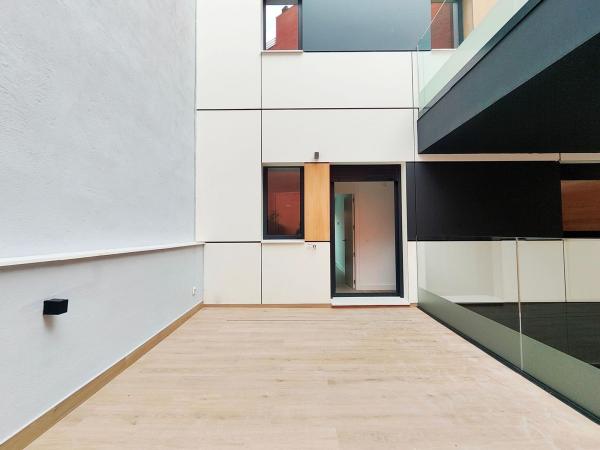Sale of flat in Piso en Calle Alejandro Ferrant, 26, Delicias, Madrid, Madrid
thumbnail 1