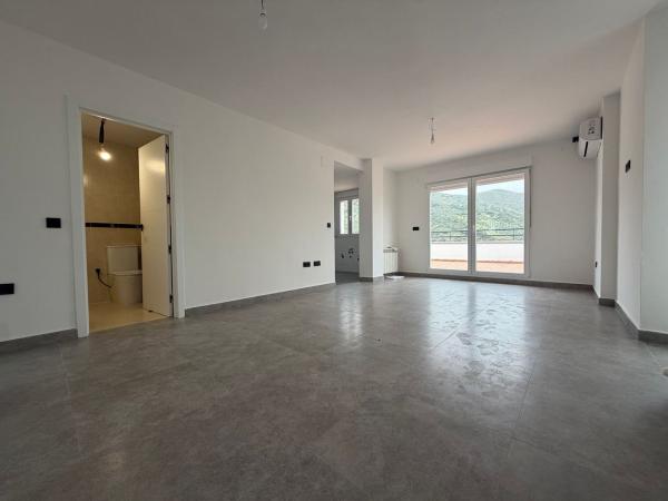 Аттик на продажу в  Ático en Camino Viejo de Güéjar, 35, Cenes de la Vega, Сенес-де-ла-Вега photo 4