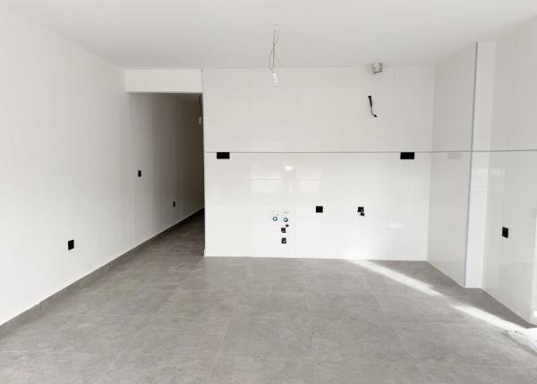 Продажа квартиры на Piso en Camino Viejo de Güéjar, 35, Cenes de la Vega, Сенес-де-ла-Вега
photo 1
