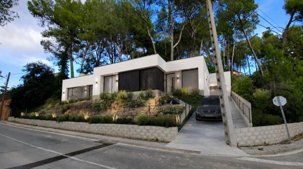 Casa o chalet independiente en Camino d’Ullastrell, 37, Sant Muç - Castellnou - Can Mir, Rubí photo 1