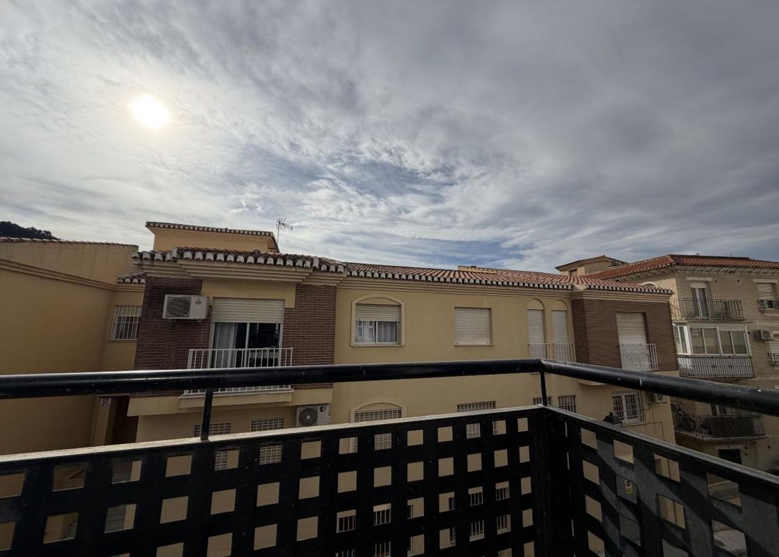 Venta de piso en Piso en Camino Viejo de Güéjar, 35, Cenes de la Vega, Cenes de la Vega
photo 2