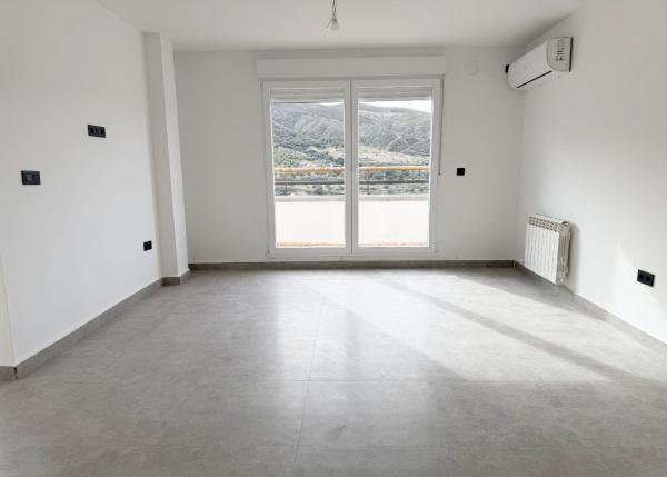 Продажа квартиры на Piso en Camino Viejo de Güéjar, 35, Cenes de la Vega, Сенес-де-ла-Вега
 photo 4