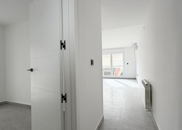 Продажа квартиры на Piso en Camino Viejo de Güéjar, 35, Cenes de la Vega, Сенес-де-ла-Вега
 photo 4