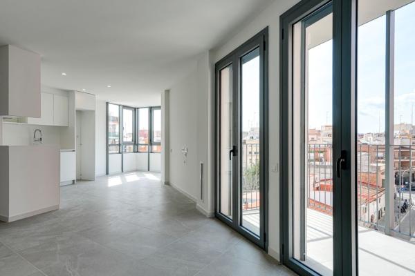 Venta de piso en Piso en Riera de la Creu 54, 56, Centre, Hospitalet de Llobregat, Hospitalet de Llobregat
photo 1