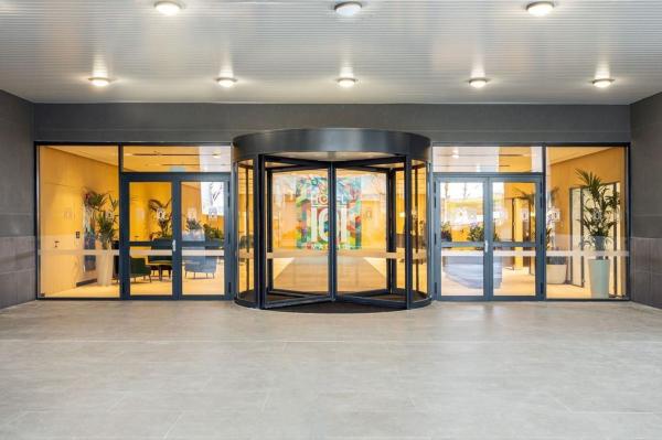 Квартира на продажу в Estudio en de las Fuerzas Armadas, 328, Valdebebas - Valdefuentes, Madrid, Мадрид thumbnail 1