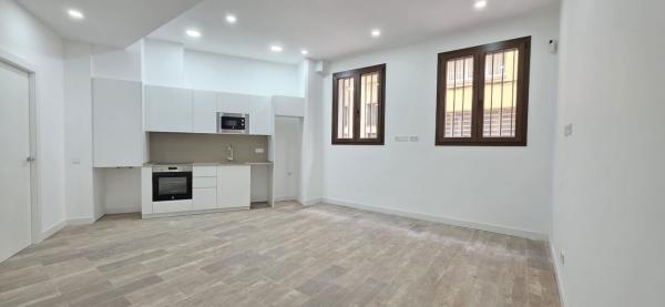 Sprzedaż mieszkania w Piso en Calle Graupera, 7, Centre Vila, Vilafranca del Penedès, Vilafranca del Penedès
 photo 1