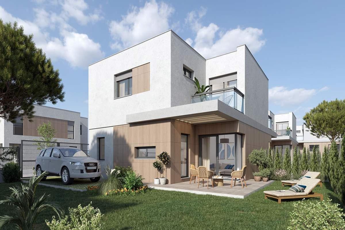 Properties for sale and rent in Spain photo 2