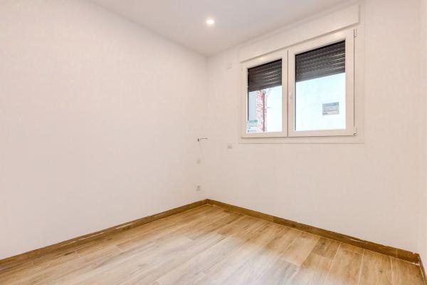 Sprzedaż mieszkania w Piso en Calle Bruno Ayllón, 13, Cuatro Caminos, Madrid, Madryt
 photo 4