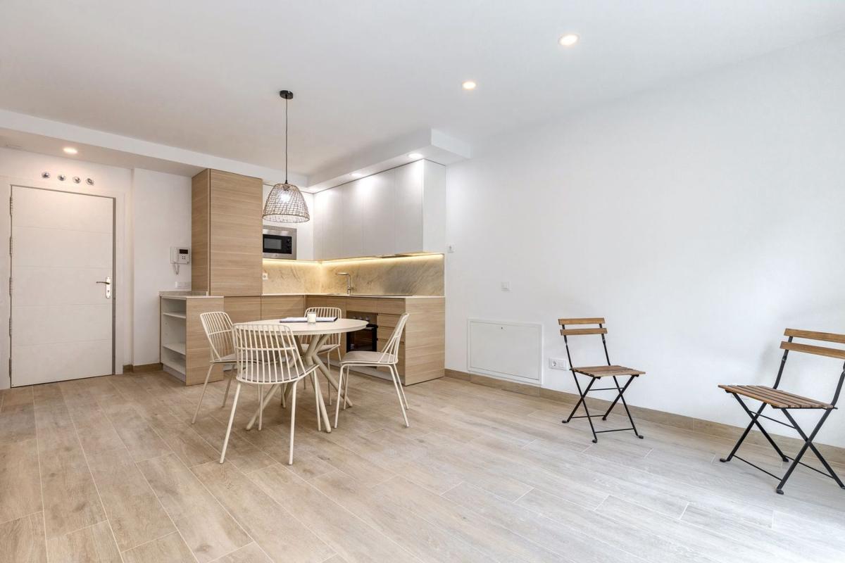 Venta de piso en Piso en Calle Bruno Ayllón, 13, Cuatro Caminos, Madrid, Madrid
 photo 4