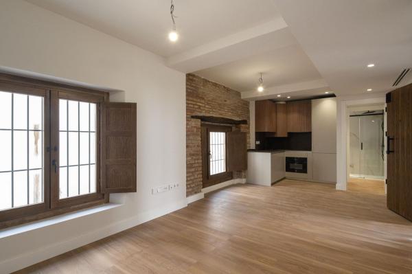 Продажа квартиры на Piso en Calle Horno del Vidrio, 14, Albaicín, Granada, Гранада
thumbnail 1