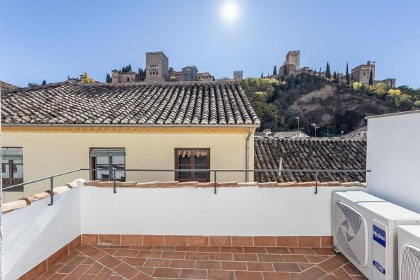 Дуплекс на продажу в Dúplex en Calle Horno del Vidrio, 14, Albaicín, Granada, Гранада photo 1