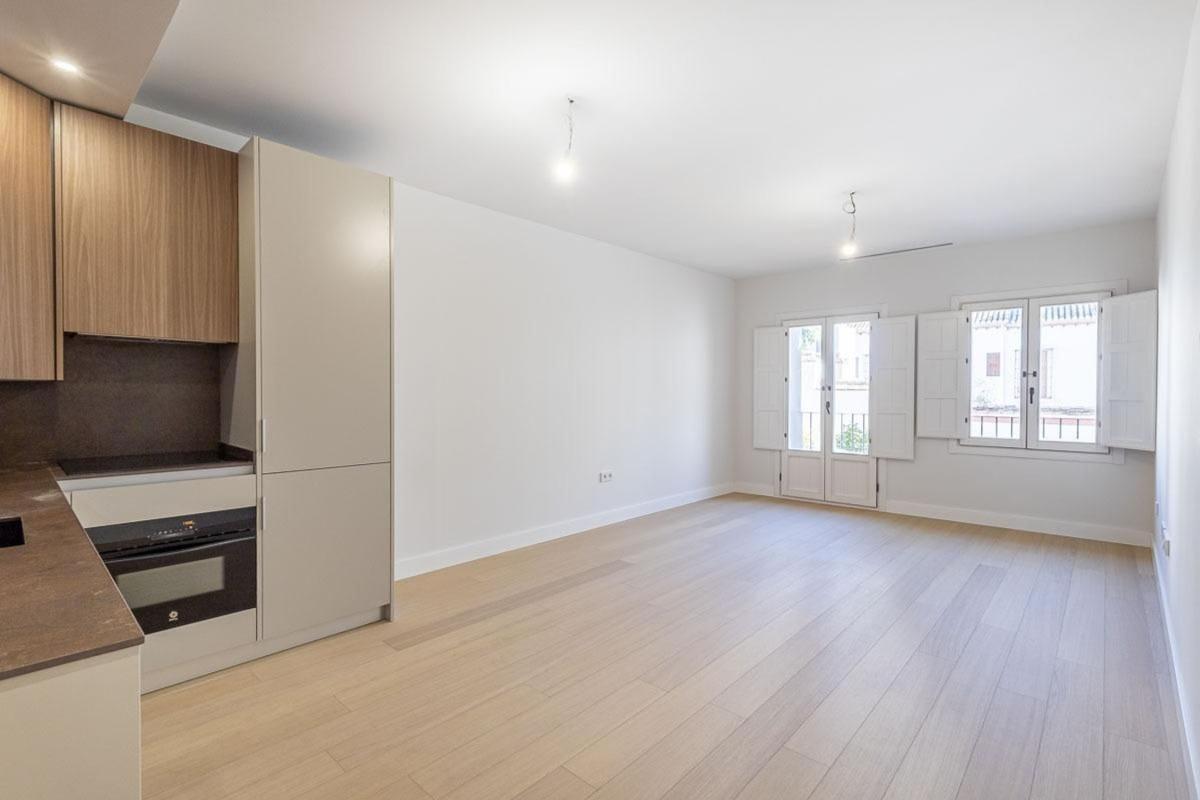 Продажа квартиры на Piso en Calle Horno del Vidrio, 14, Albaicín, Granada, Гранада
photo 2