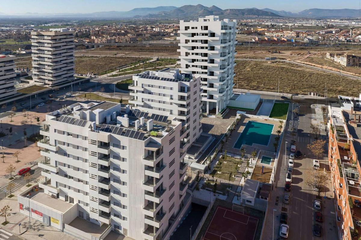 Продажа квартиры на Piso en Federico García Lorca, 42, Barrio de los Periodistas, Granada, Гранада
 photo 3