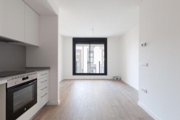 Продажа квартиры на Piso en Calle Esperanza Sánchez Carrascosa, 45, Valdeacederas, Madrid, Мадрид
photo 1