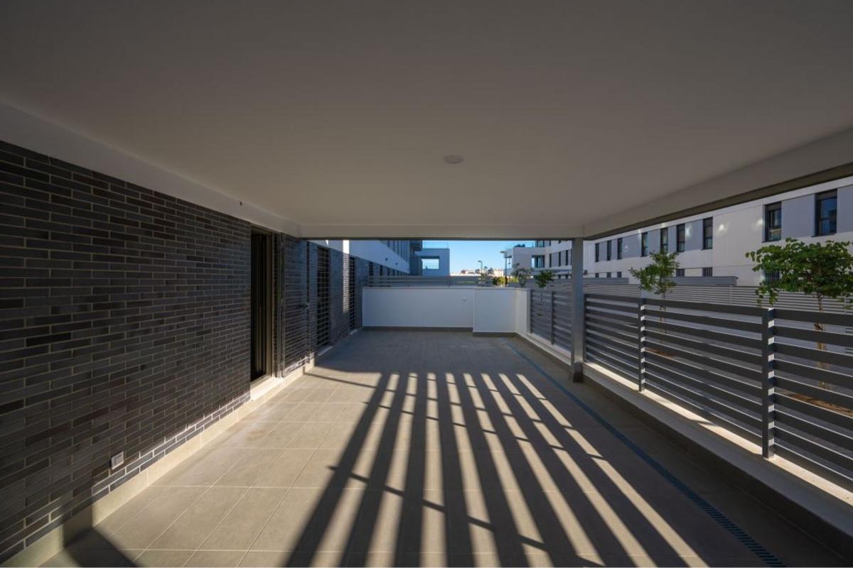 Продажа квартиры на Piso en Avenida de Palmas Altas, 1, Palmas Altas, Sevilla, Севилья
 photo 5